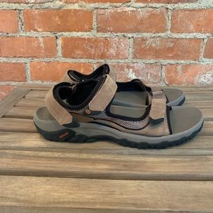 Teva Men’s 4290 Size 11 Sandals